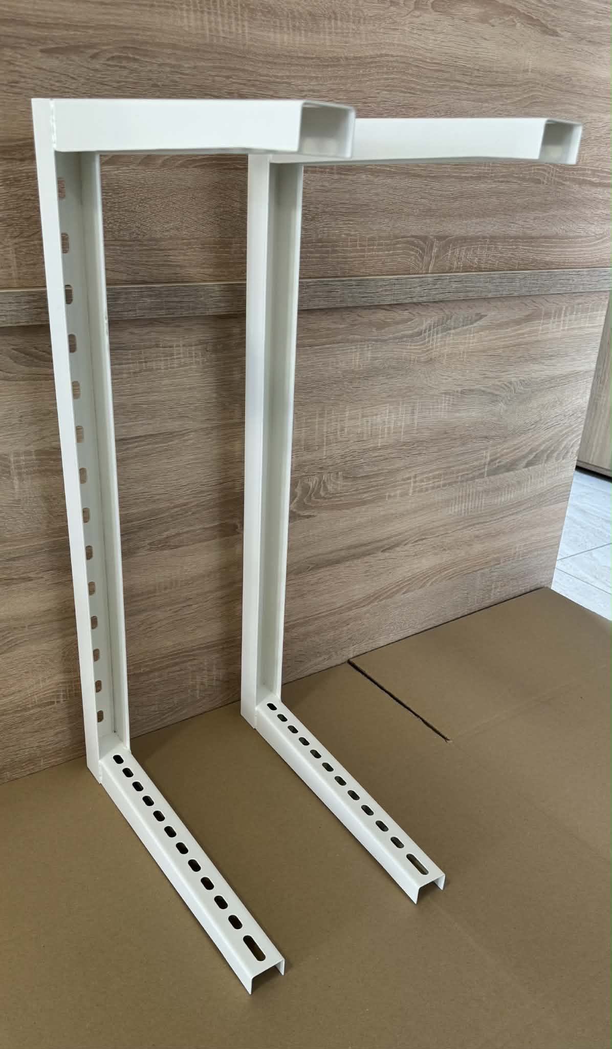 U alakú erkélykonzol festett fehér 420mm*800mm