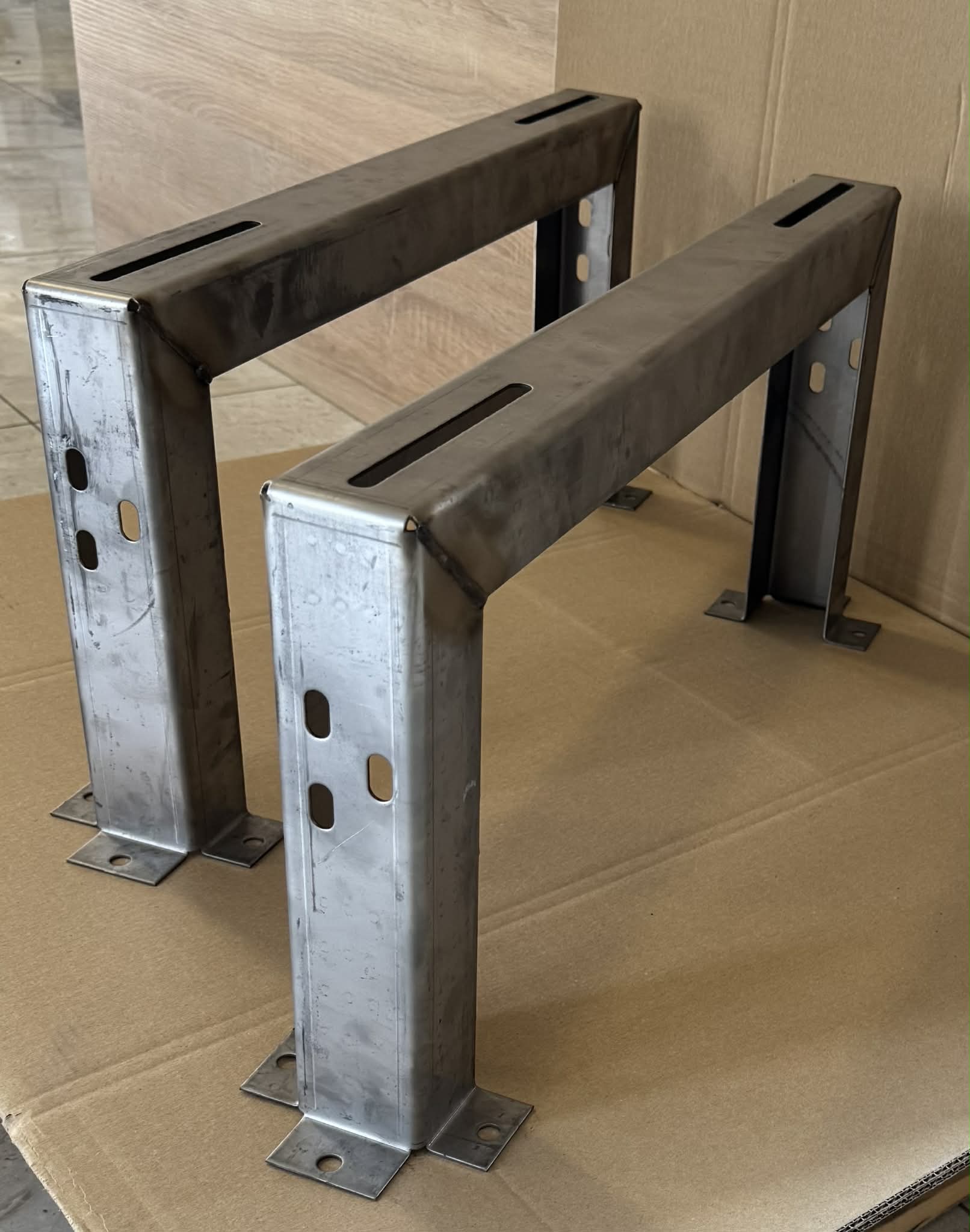 Hőszivattyú konzol rozsdamentes 300*600mm