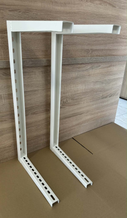 U alakú erkélykonzol festett fehér 420mm*800mm